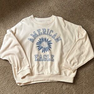 American Eagle Cream Crewneck Sweatshirt